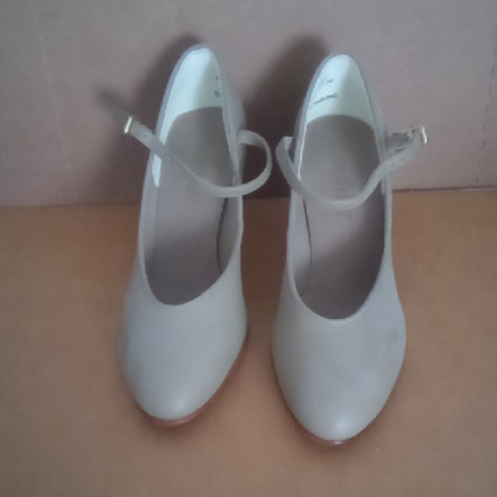 DANSHUZ TAP DANCING SHOES TAN